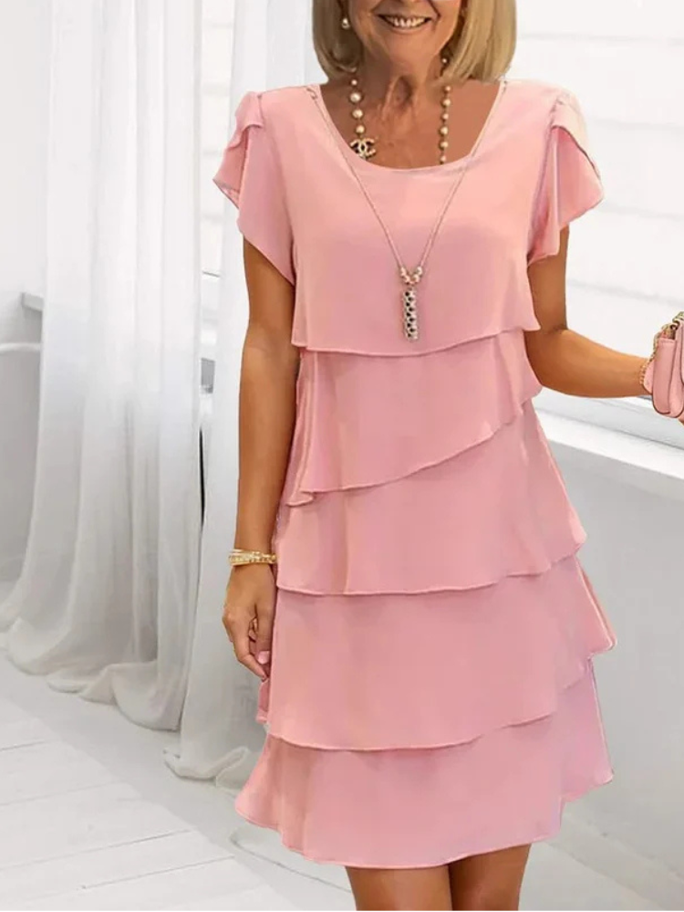 Sia™ | Stilfuld Lagdelt Sort Kjole